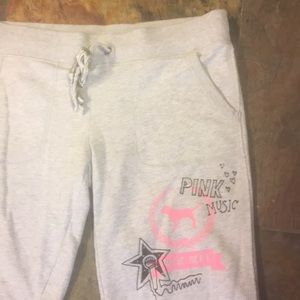 PINK 🎶 Capri lounge pants